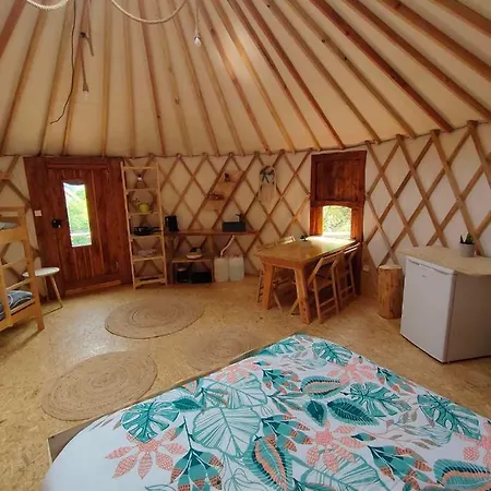 La Yourte Des Bibis * Fréland