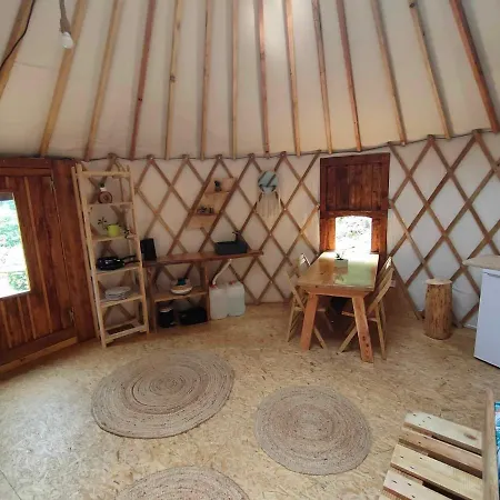 La Yourte Des Bibis * Fréland