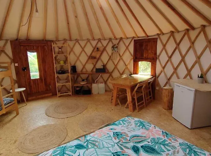 La Yourte Des Bibis * Fréland